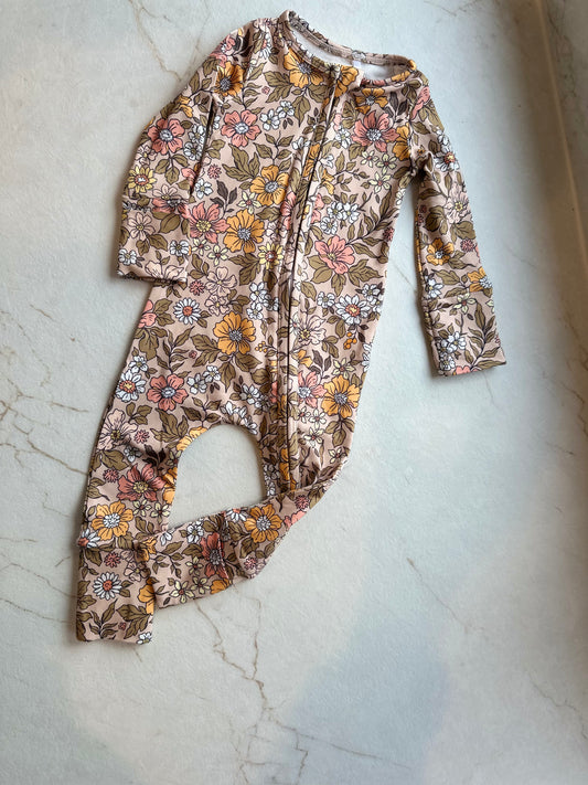 Golden Floral Zippy