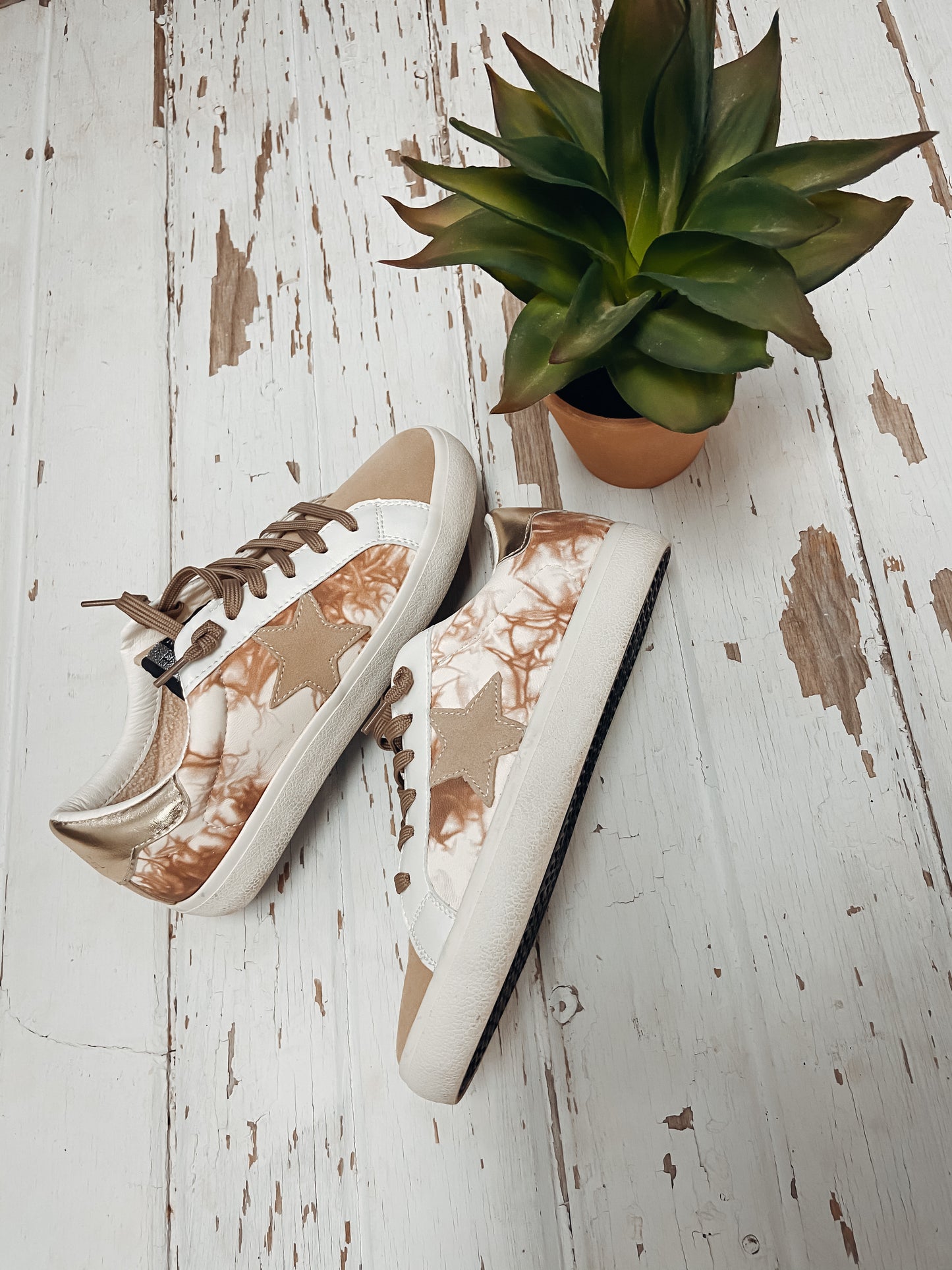 Vintage Havana Marble Star Street Sneaker